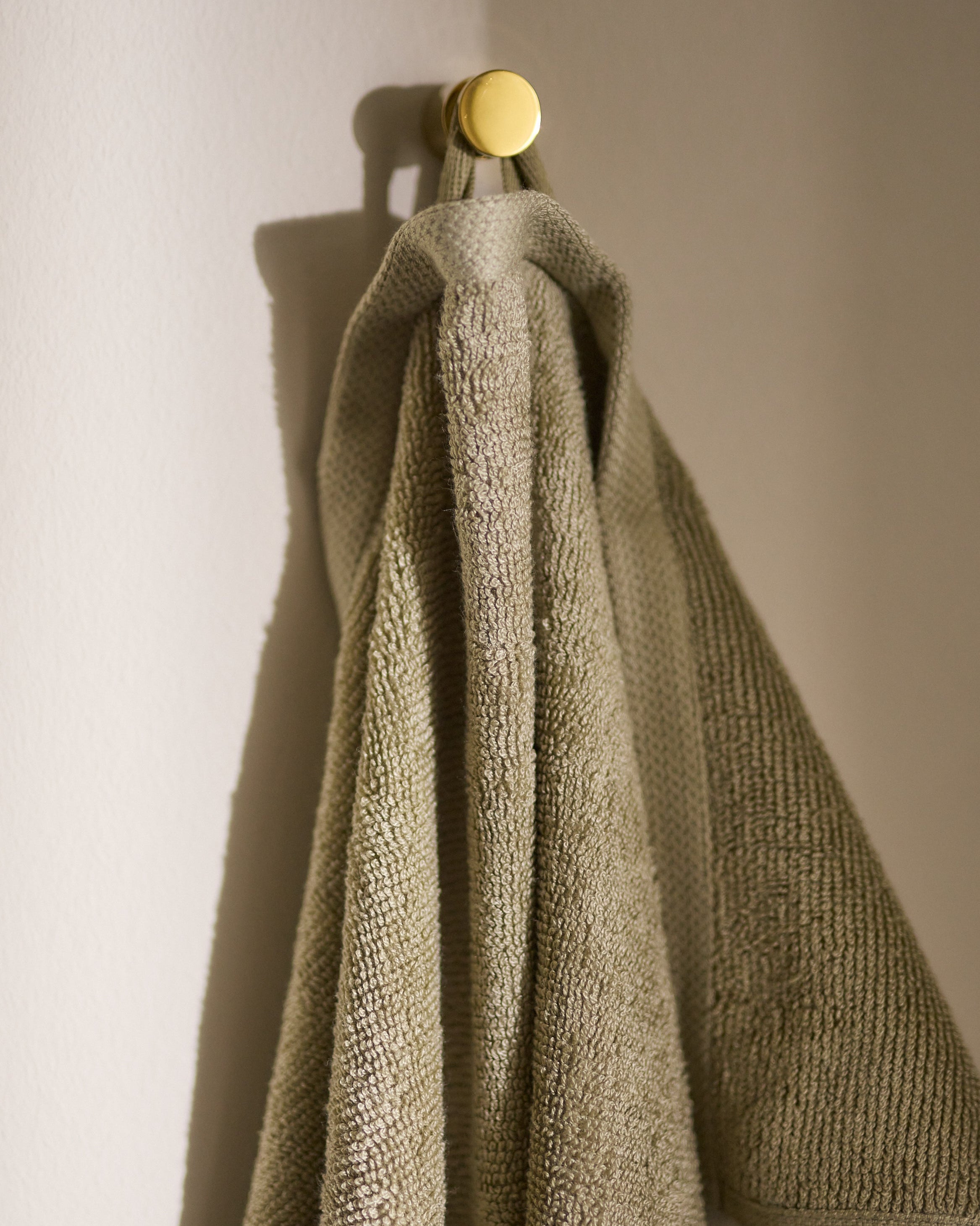 Bambus håndklæde Oliven 70x140cm - Nordic Weaving