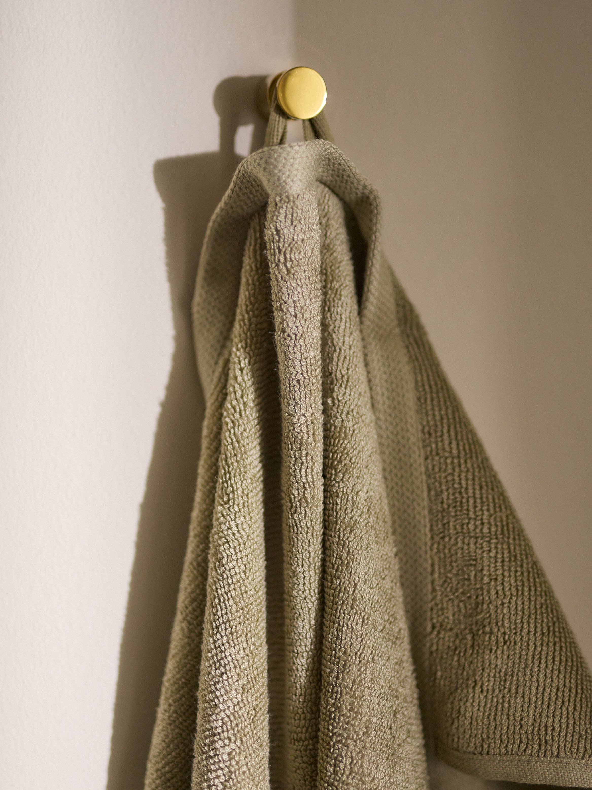 Bambus håndklæde Oliven 70x140cm - Nordic Weaving