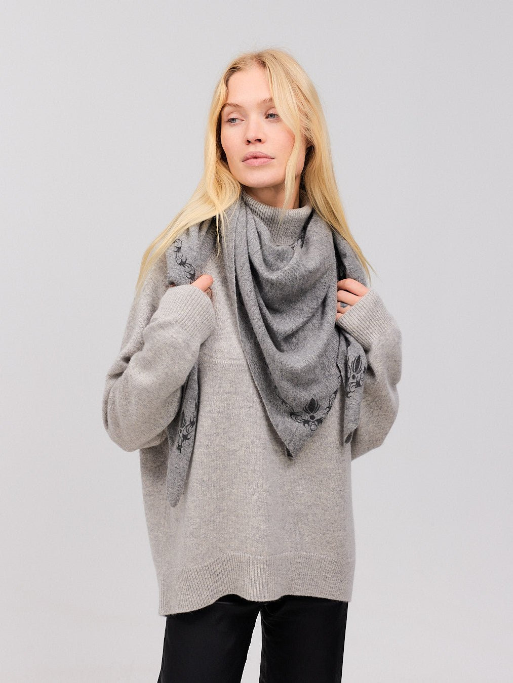 Cashmere halstørklæde classic grå - Nordic Weaving
