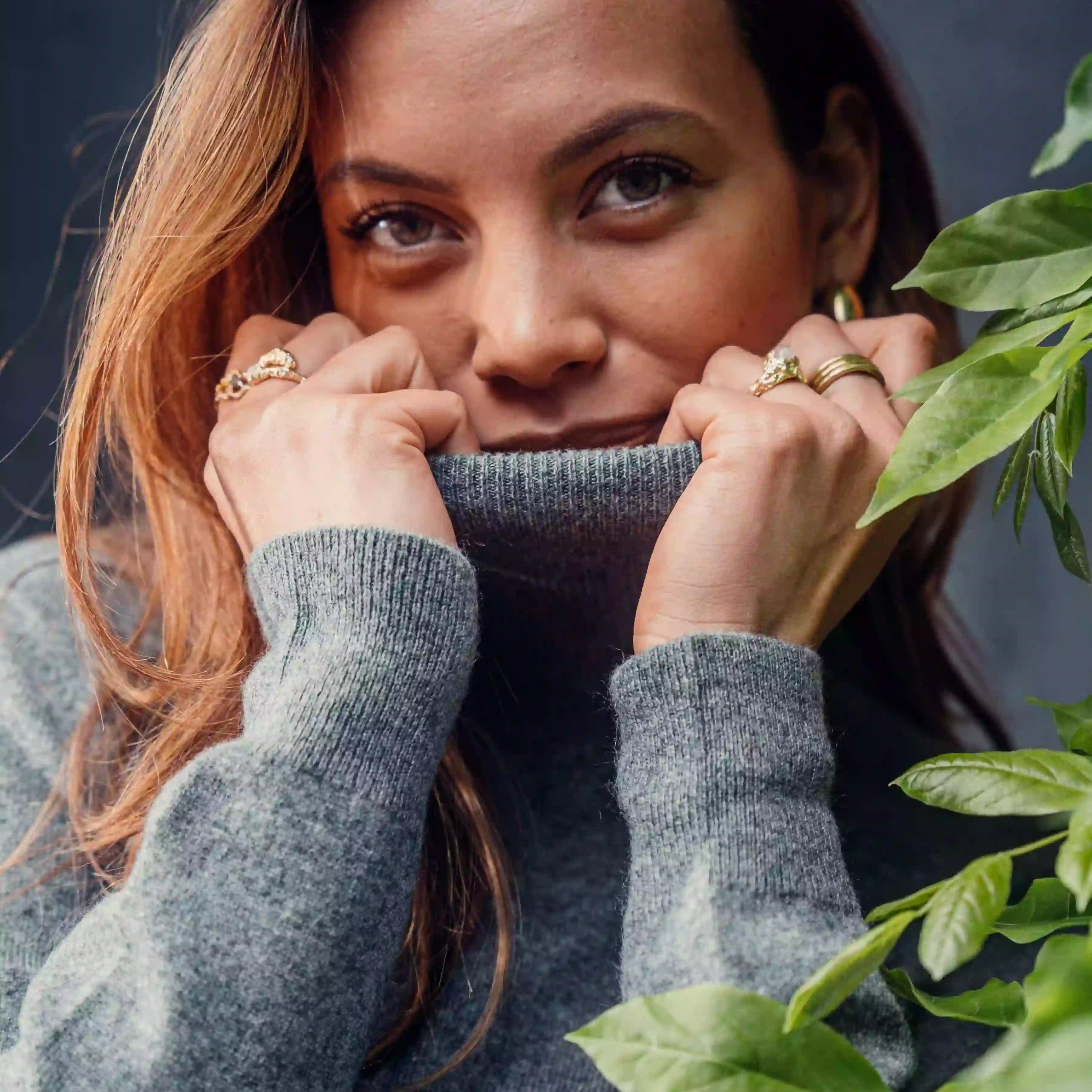 Cashmere high neck mørk grå - Nordic Weaving