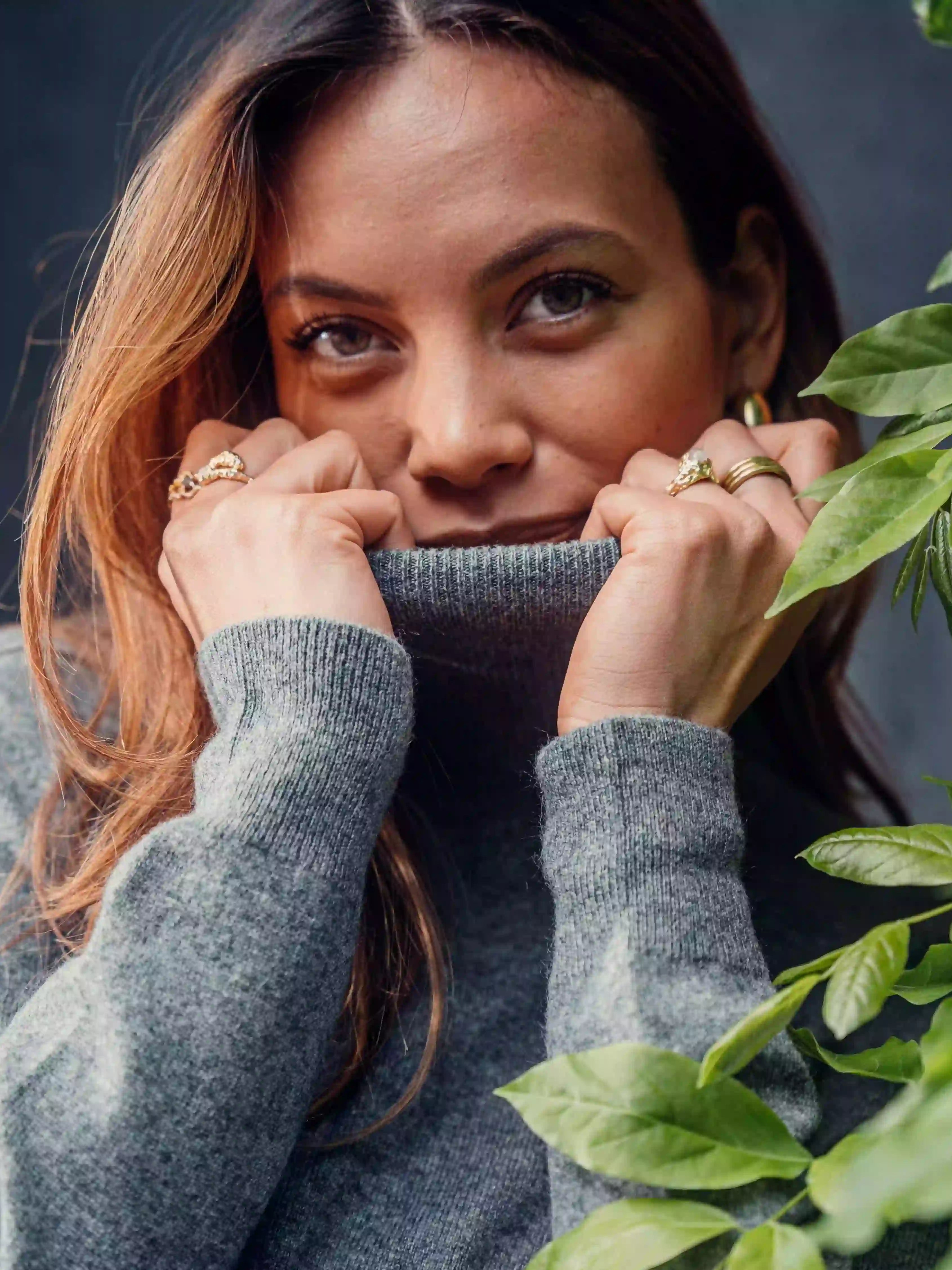 Cashmere high neck mørk grå - Nordic Weaving