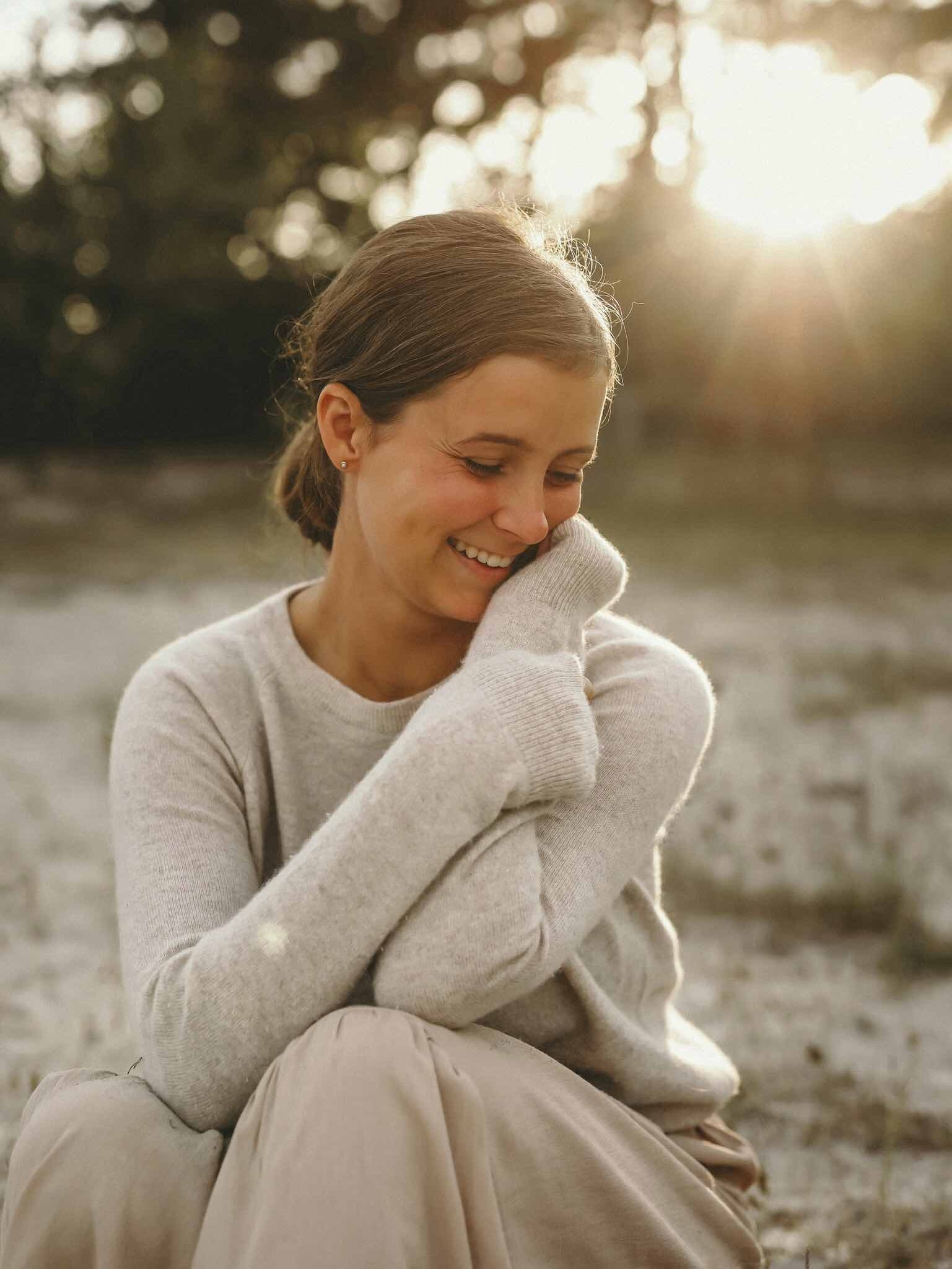 Cashmere round neck sand - Oprydning - Nordic Weaving