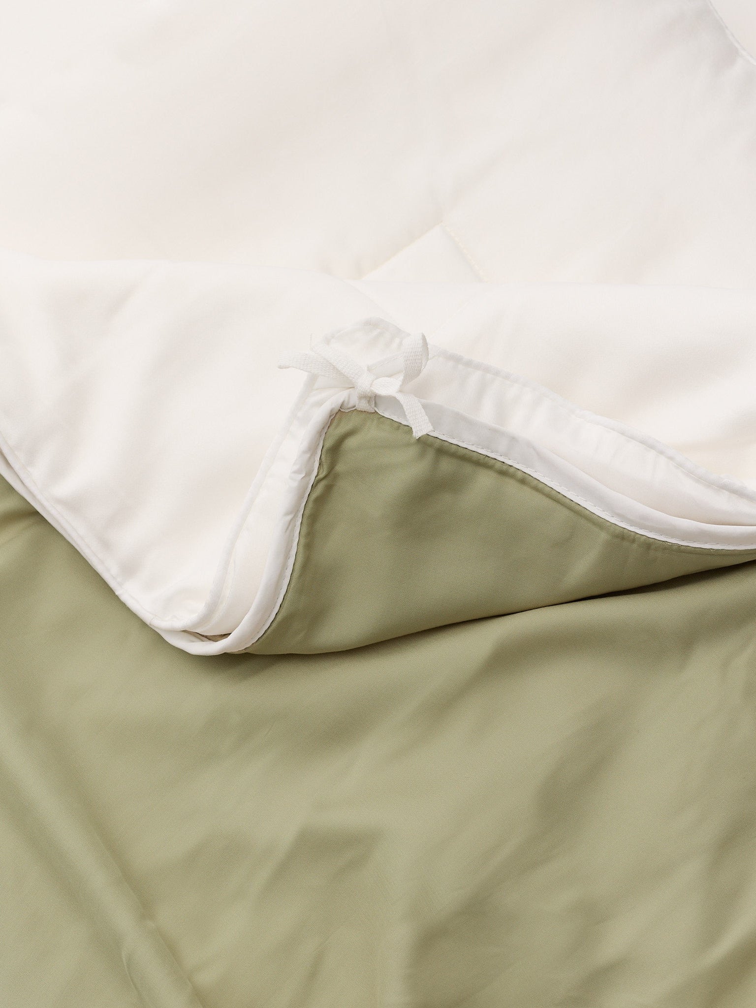 Enkelt bambussengetøj khaki - Nordic Weaving