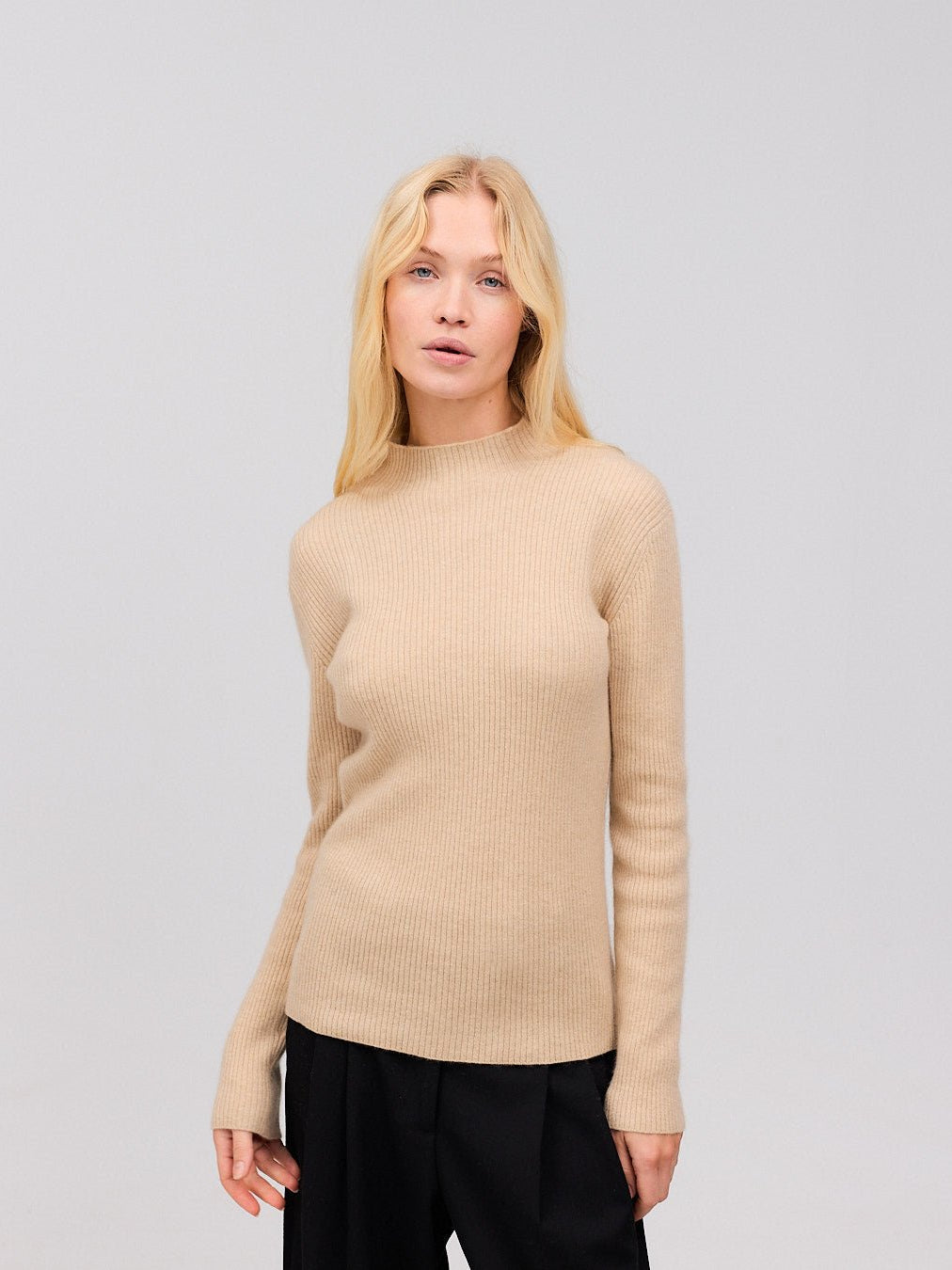 Esther cashmere bluse beige - Nordic Weaving