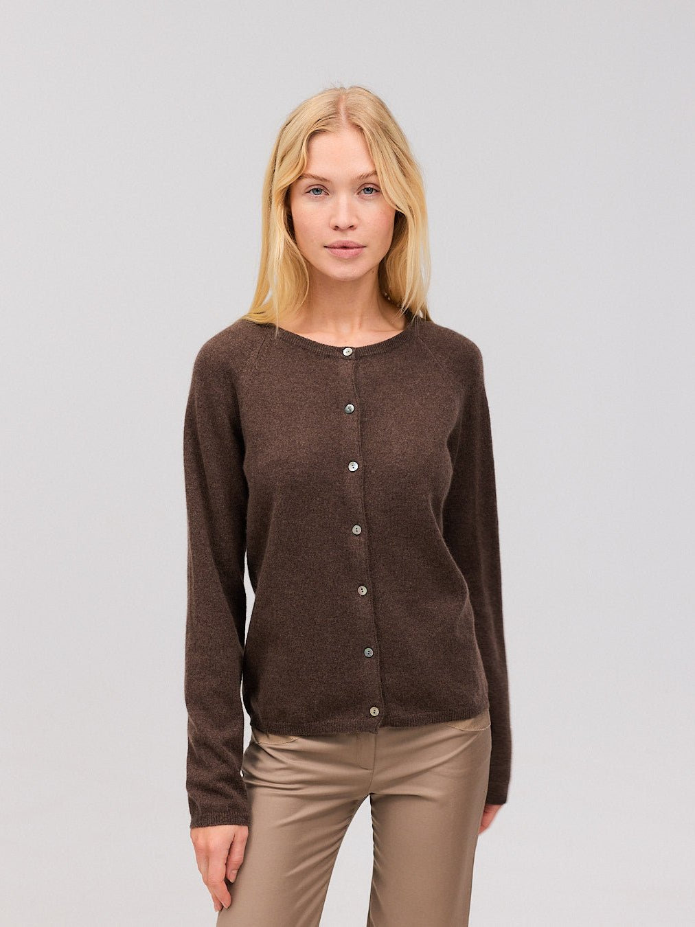 GISLA cashmere cardigan buffalo - Nordic Weaving