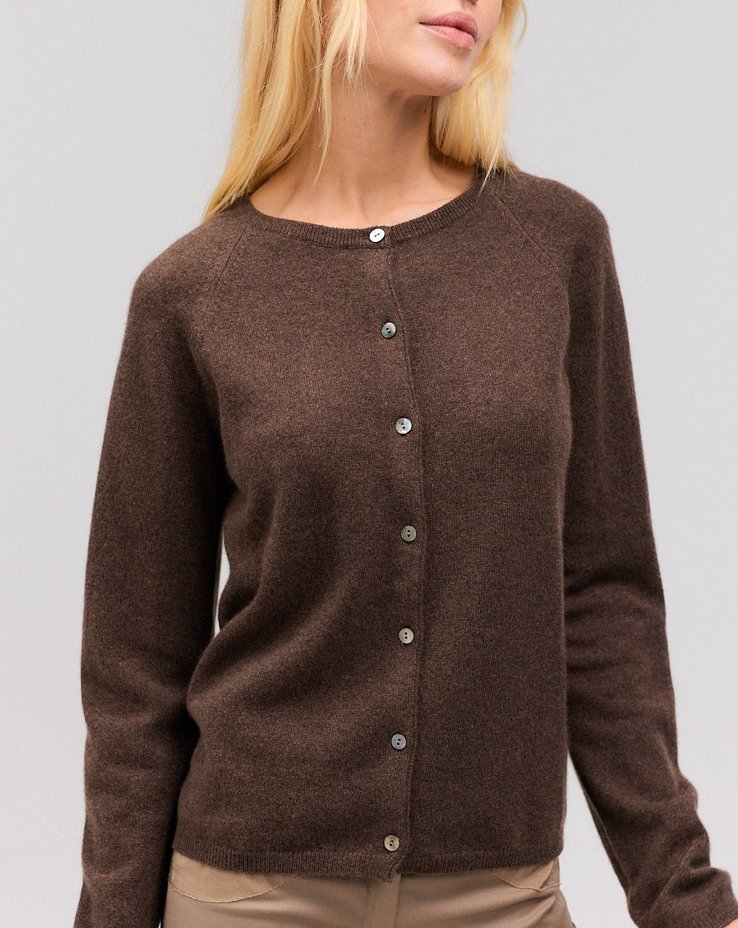 GISLA cashmere cardigan buffalo - Nordic Weaving