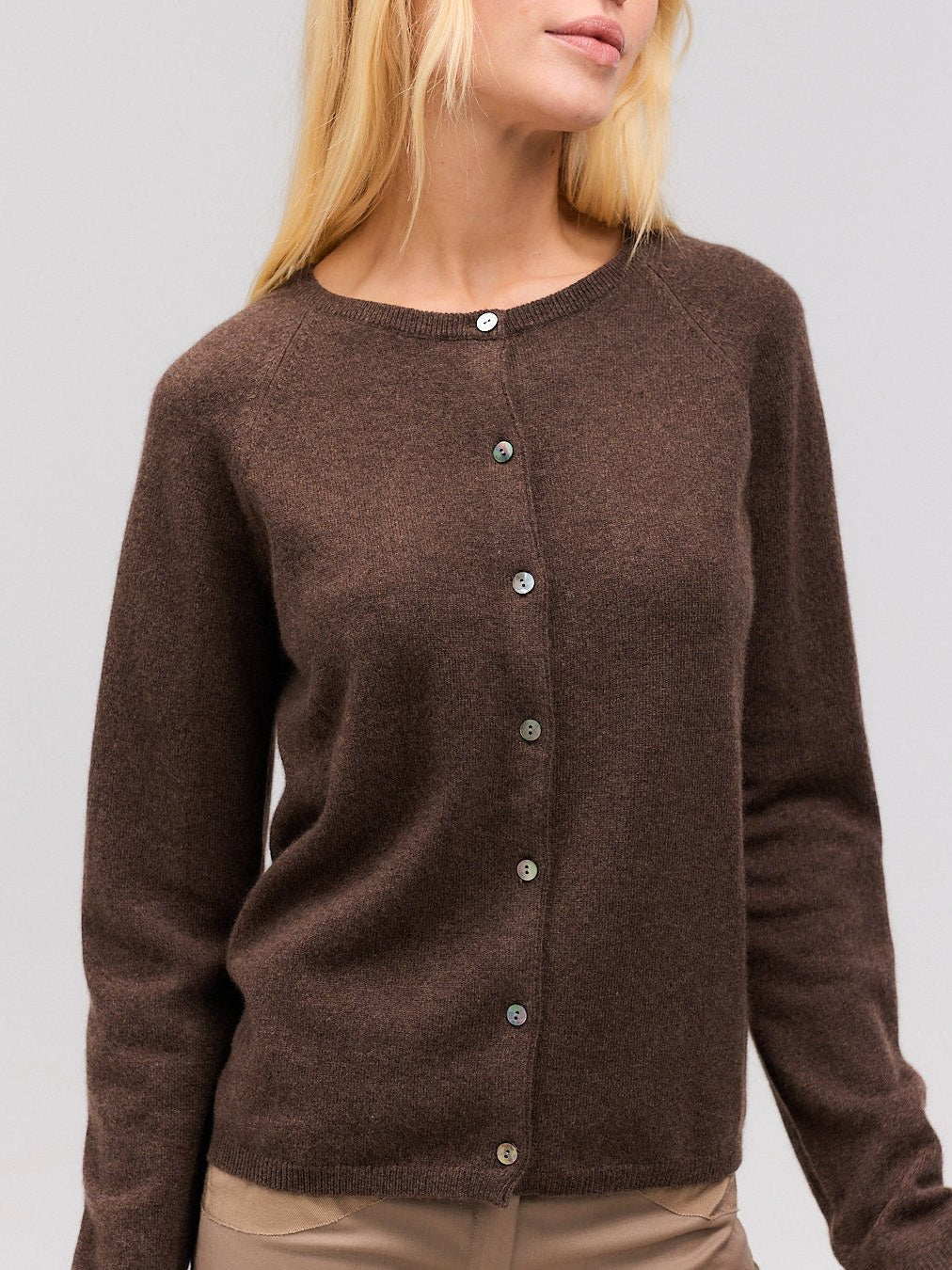 GISLA cashmere cardigan buffalo - Nordic Weaving