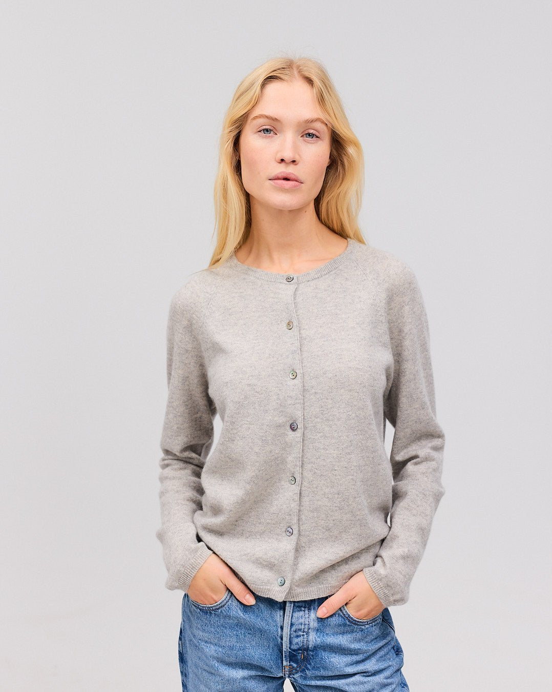 GISLA cashmere cardigan lys grå - Nordic Weaving