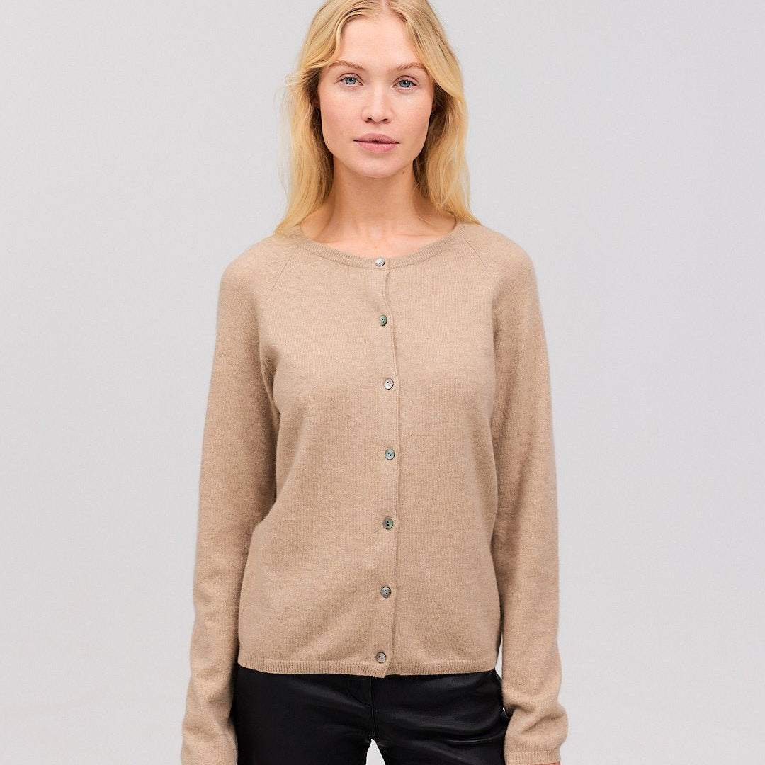 GISLA Cashmere cardigan sand melange - Nordic Weaving