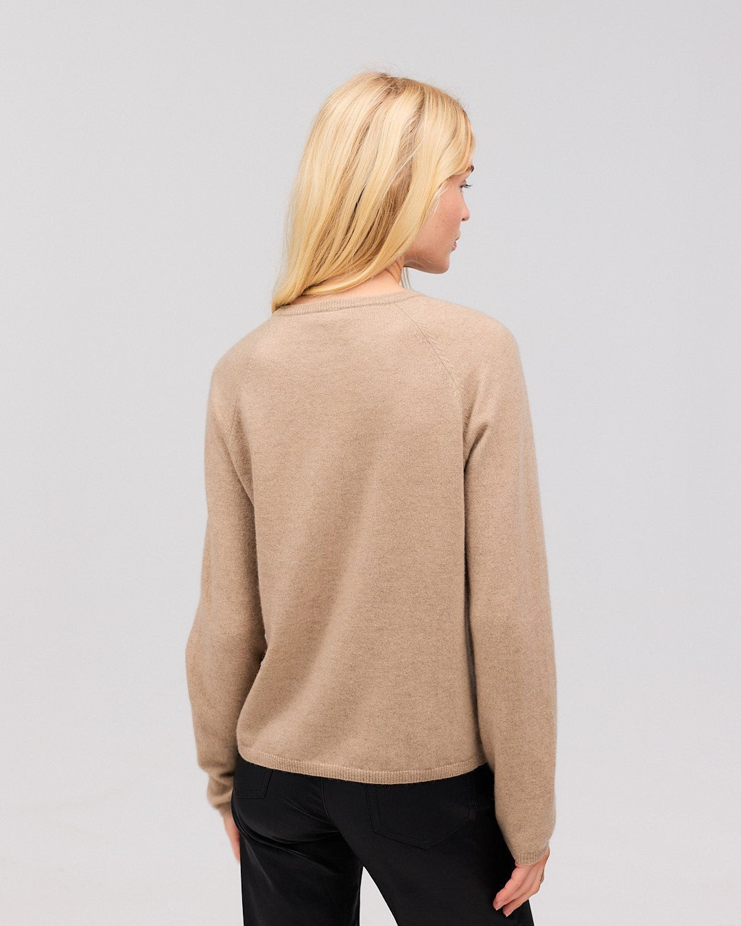 GISLA Cashmere cardigan sand melange - Nordic Weaving