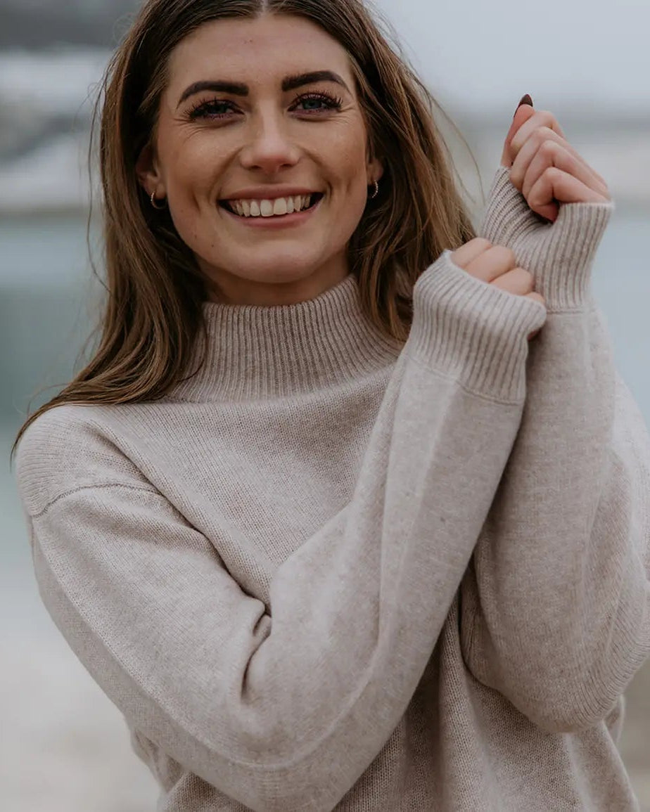 Leonora cashmere high neck Dusty Nude - Nordic Weaving