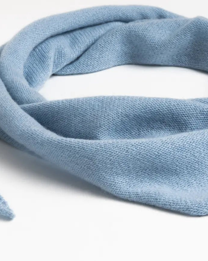 Lille trekantet tørklæde Lys blå - Nordic Weaving
