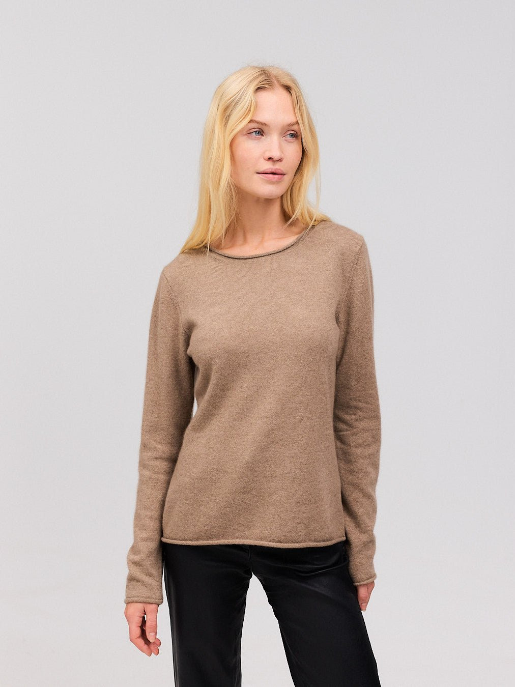 LIV cashmere bluse brun - Nordic Weaving