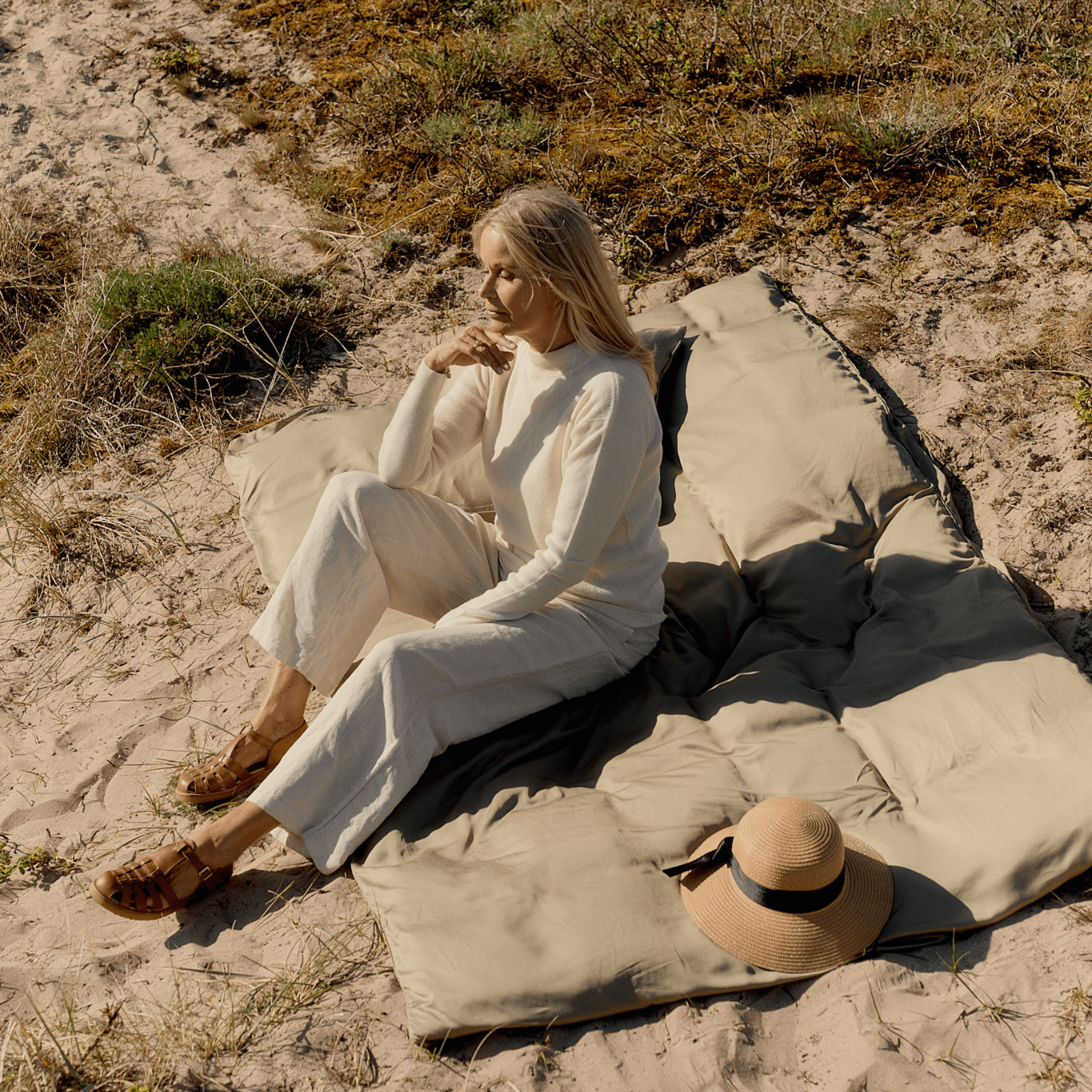 Oprydningsudsalg - Enkelt bambussengetøj khaki - Nordic Weaving