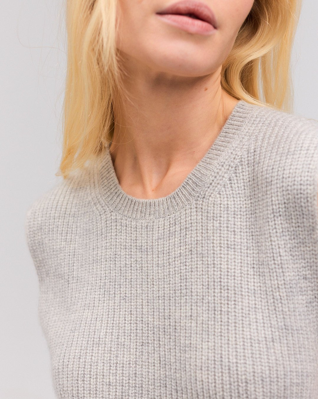 THORA cashmere vest lys grå - Nordic Weaving