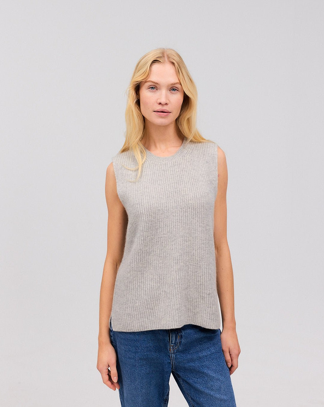 THORA cashmere vest lys grå - Nordic Weaving