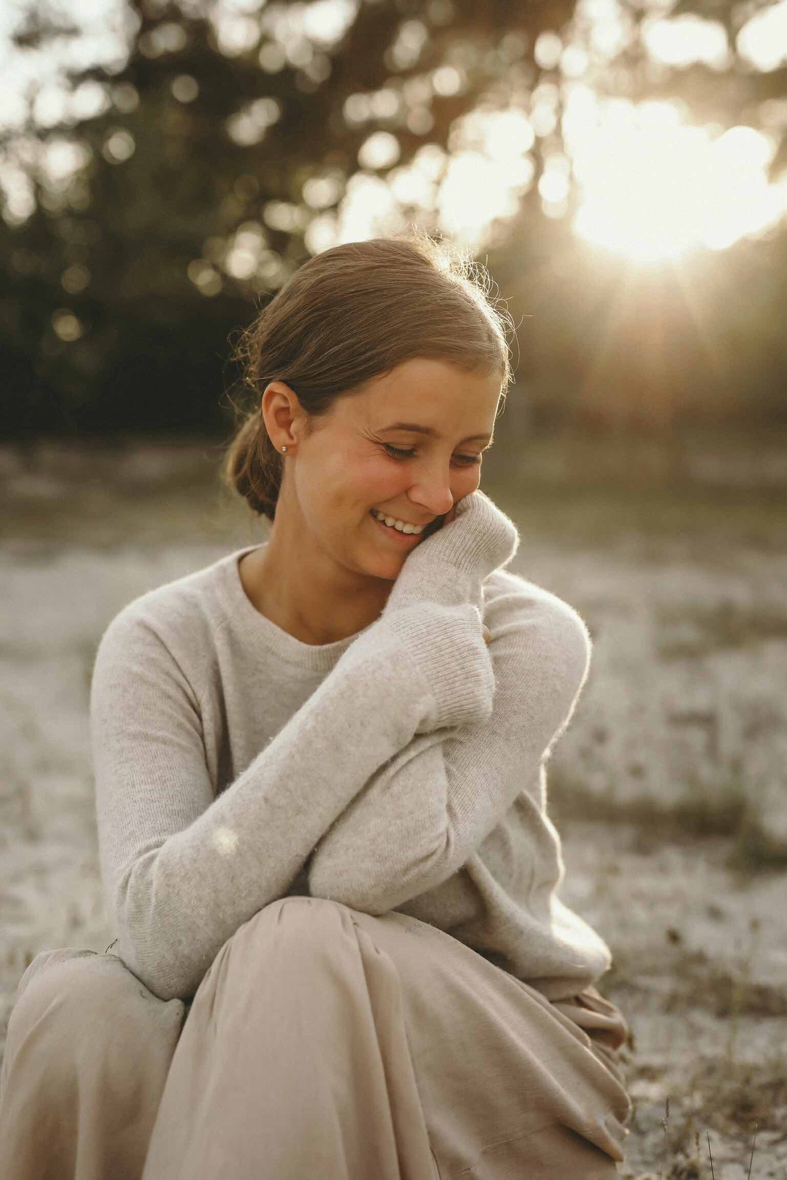 Cashmere round neck sand - Oprydning - Nordic Weaving