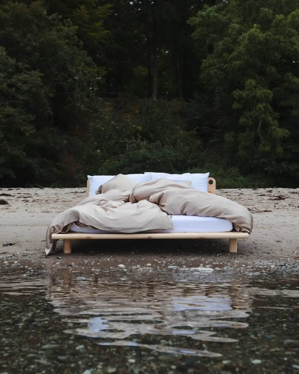 Enkelt silkesengetøj Mocca - Nordic Weaving