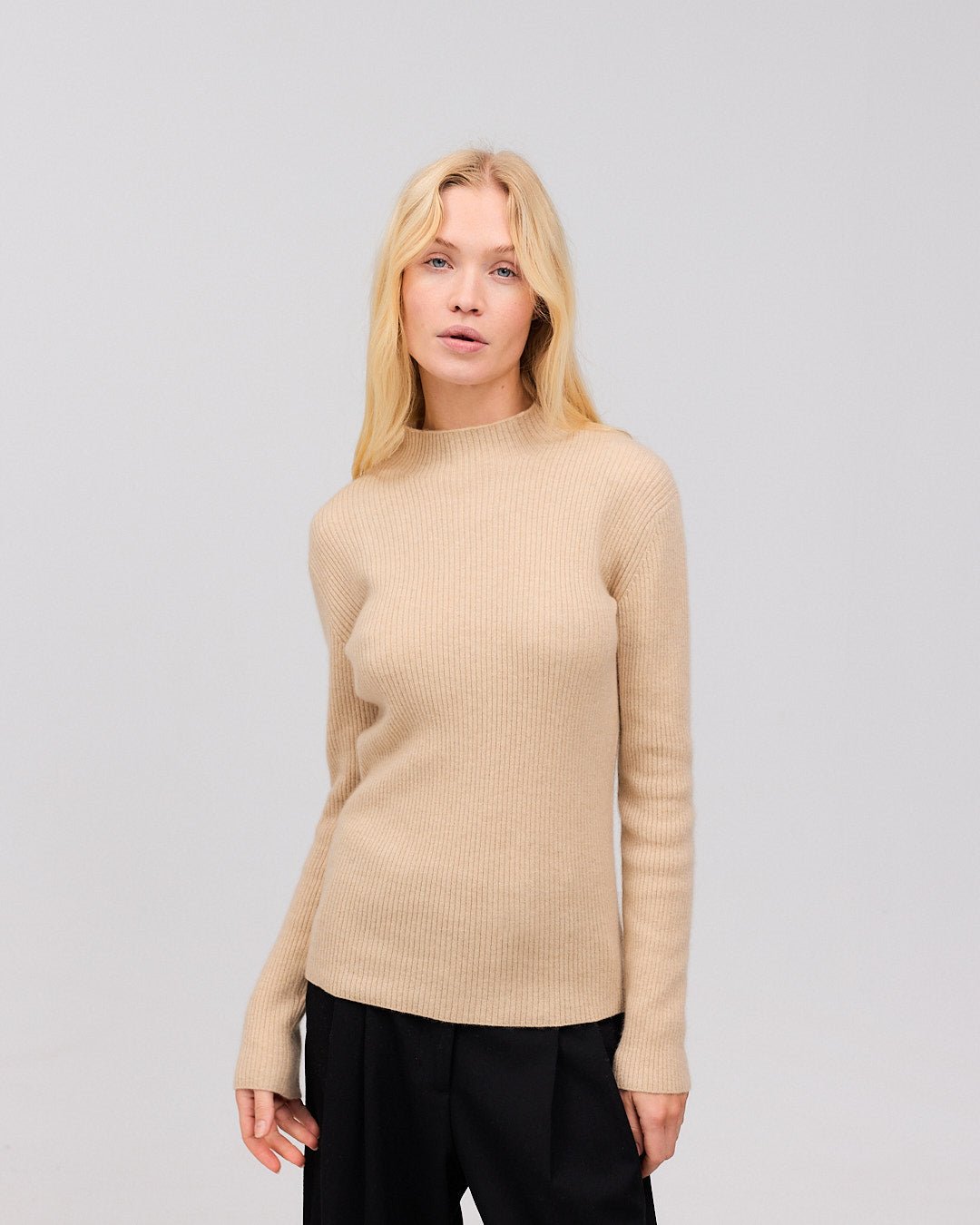 Esther cashmere bluse beige - Nordic Weaving