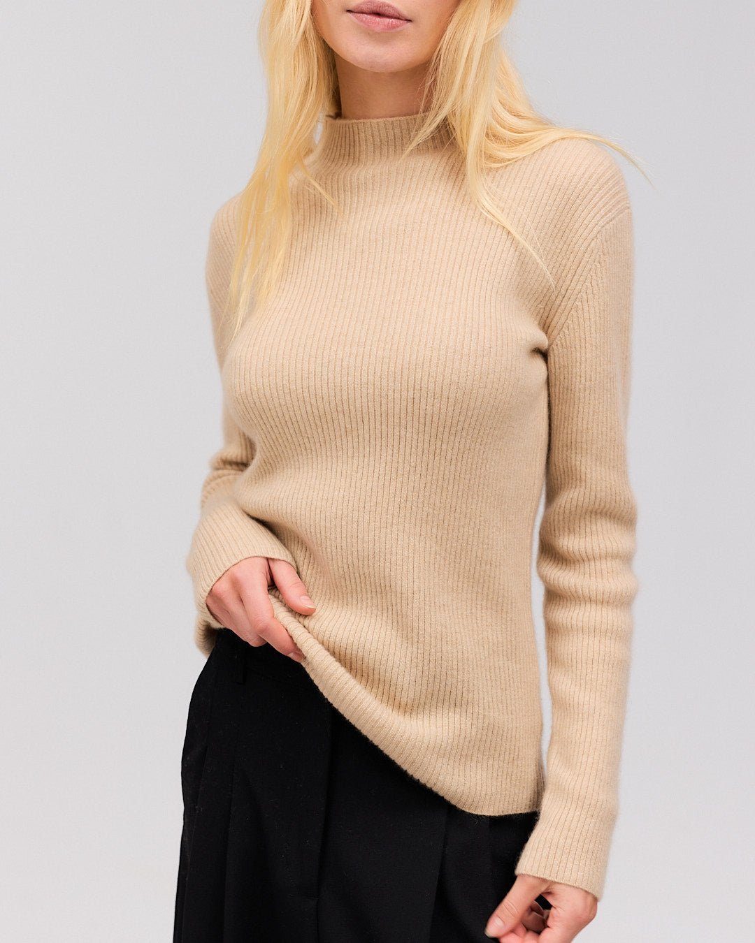 Esther cashmere bluse beige - Nordic Weaving