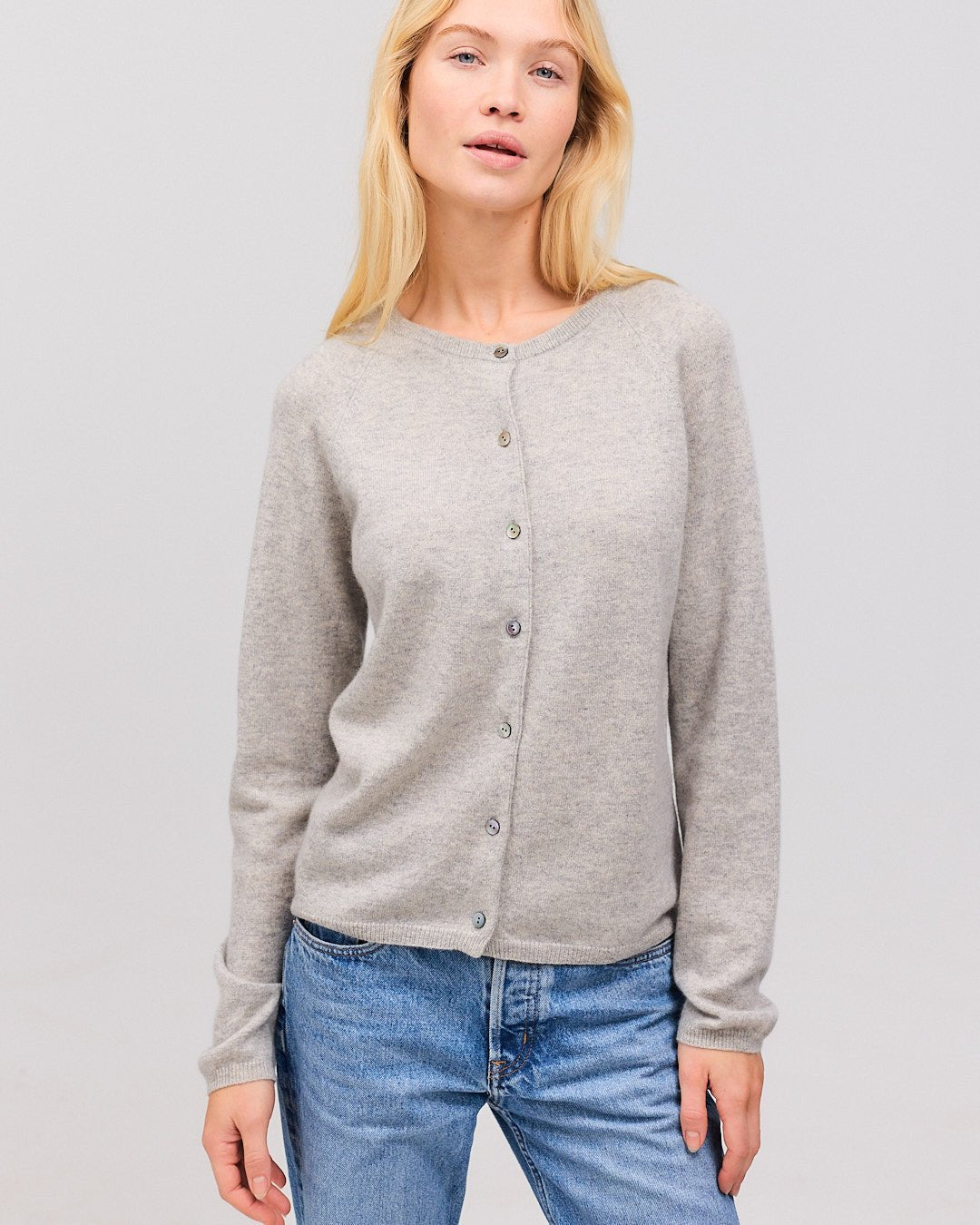 GISLA cashmere cardigan lys grå - Nordic Weaving