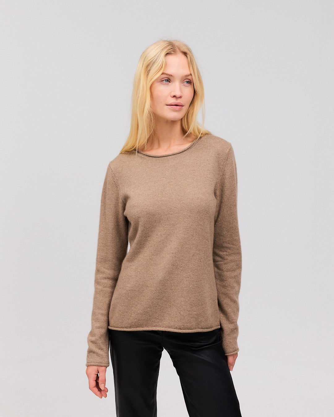 LIV cashmere bluse brun - Nordic Weaving