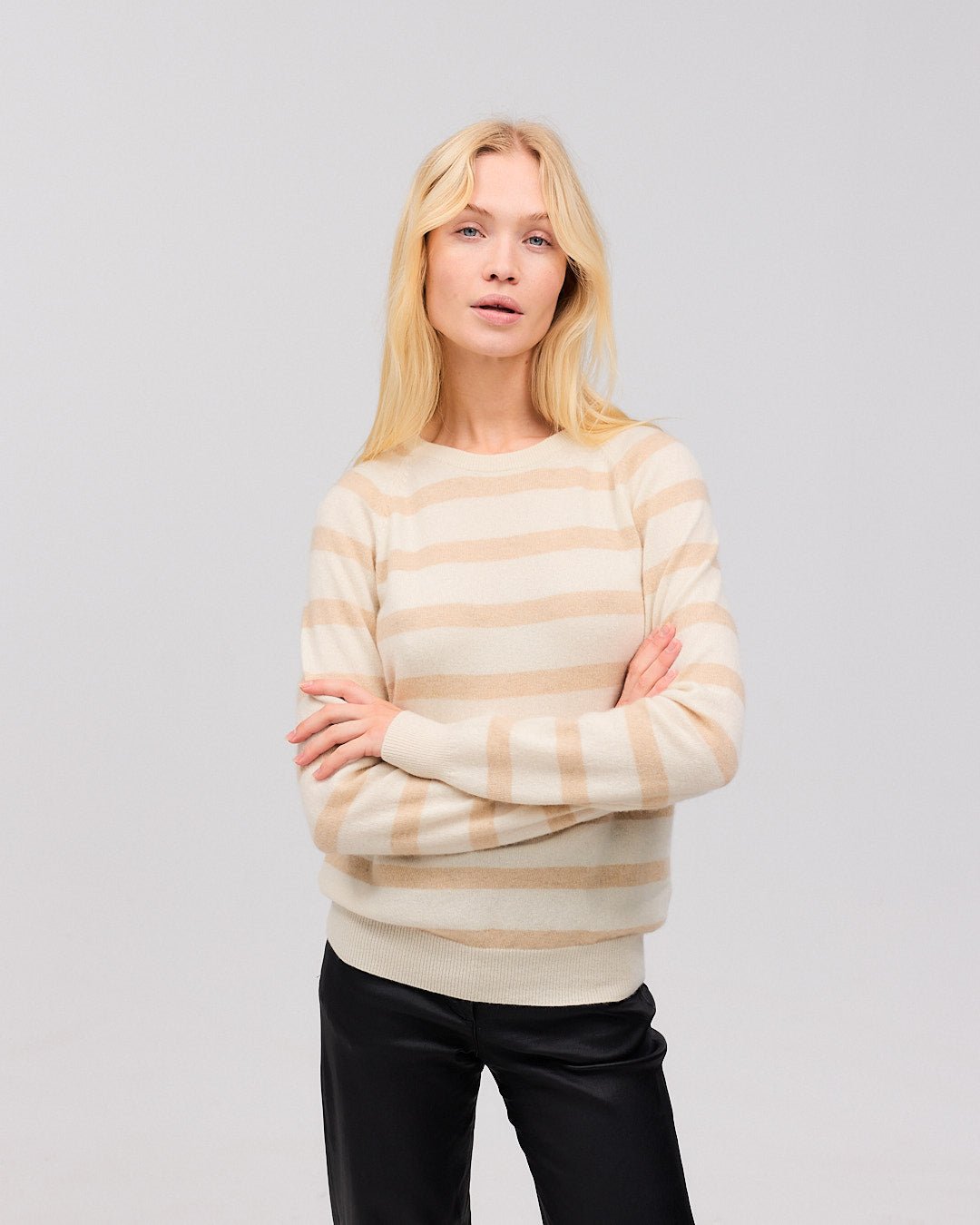 Olivia cashmere stripe beige/white - Nordic Weaving