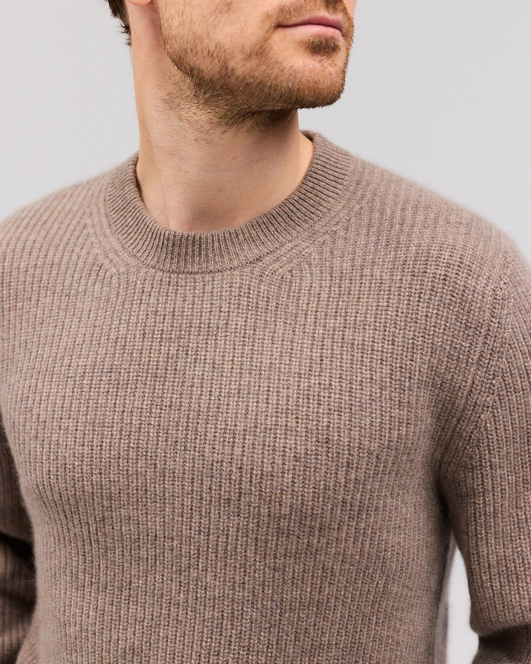 RAGNAR cashmere crewneck dark beige melange - Nordic Weaving