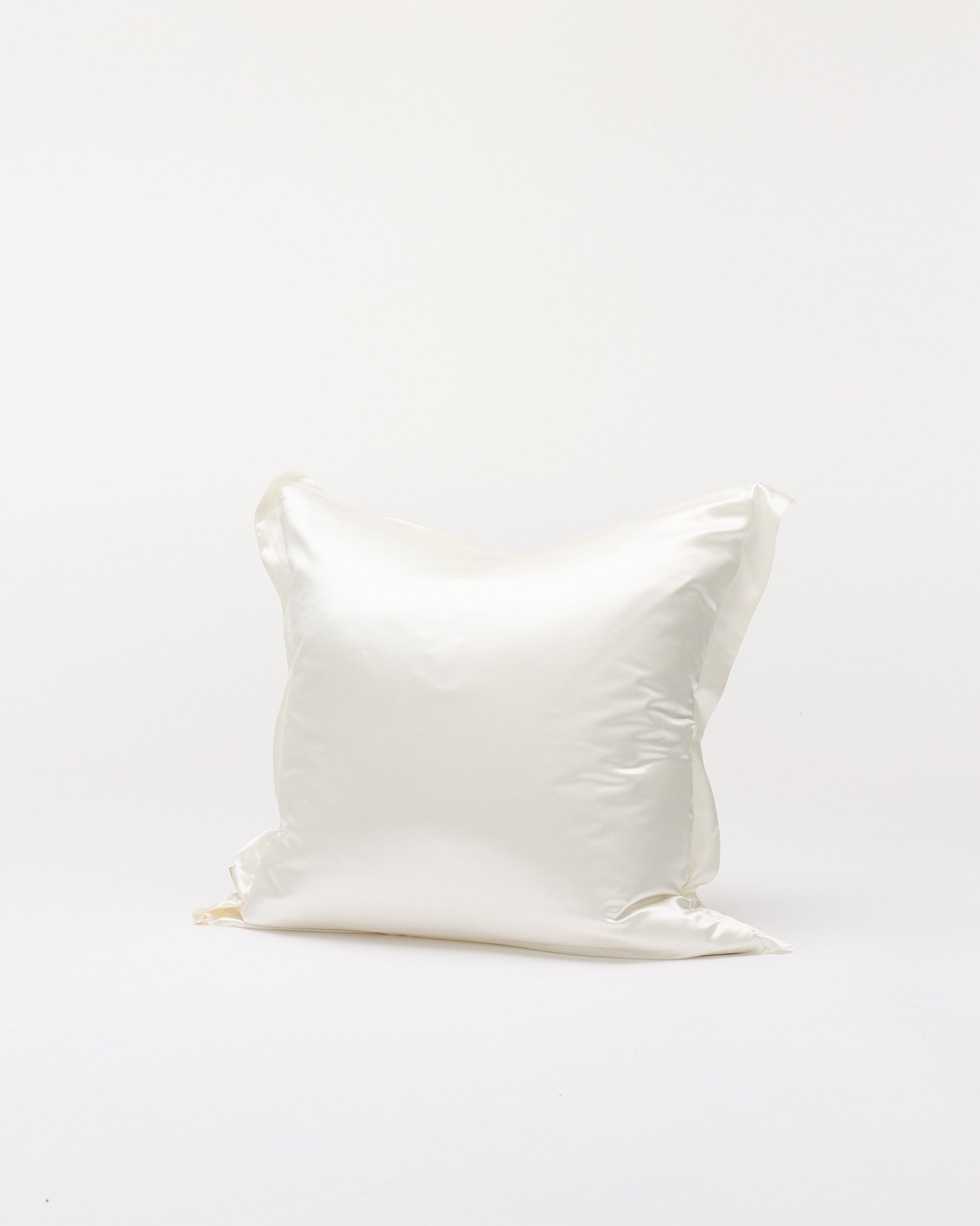 Silke pudebetræk ivory - Nordic Weaving